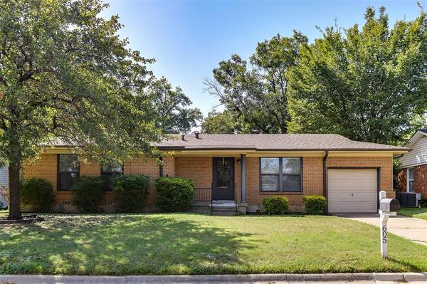 605 Norwood Drive,  Hurst,  TX 76053