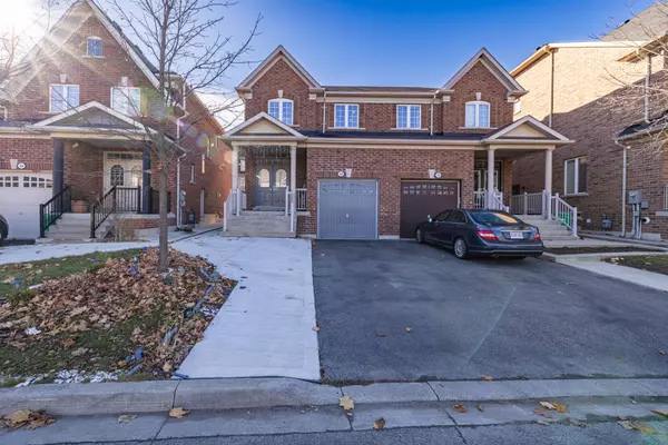 18 Loftsmoor DR, Brampton, ON L6R 3R7