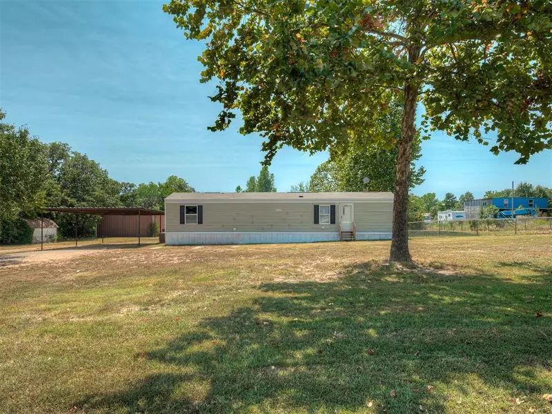 22100 Rhonda Road, Harrah, OK 73045