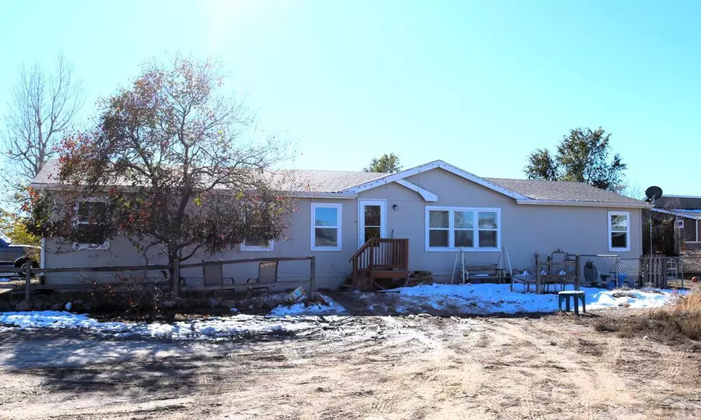 857 S Saki Dr, Pueblo West, CO 81007