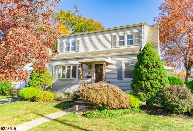 23 Harrison St, Little Falls Twp., NJ 07424