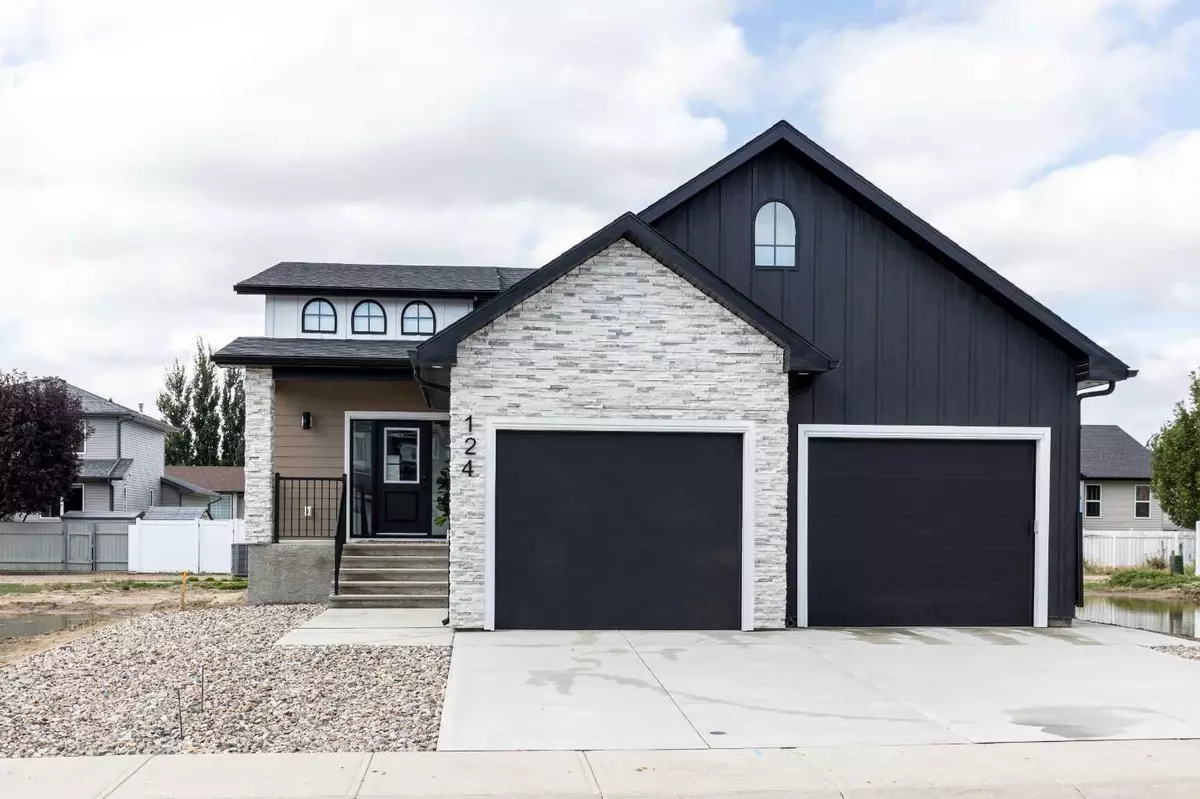 Medicine Hat, AB T1B 0P4,124 Hamptons CRES Southeast