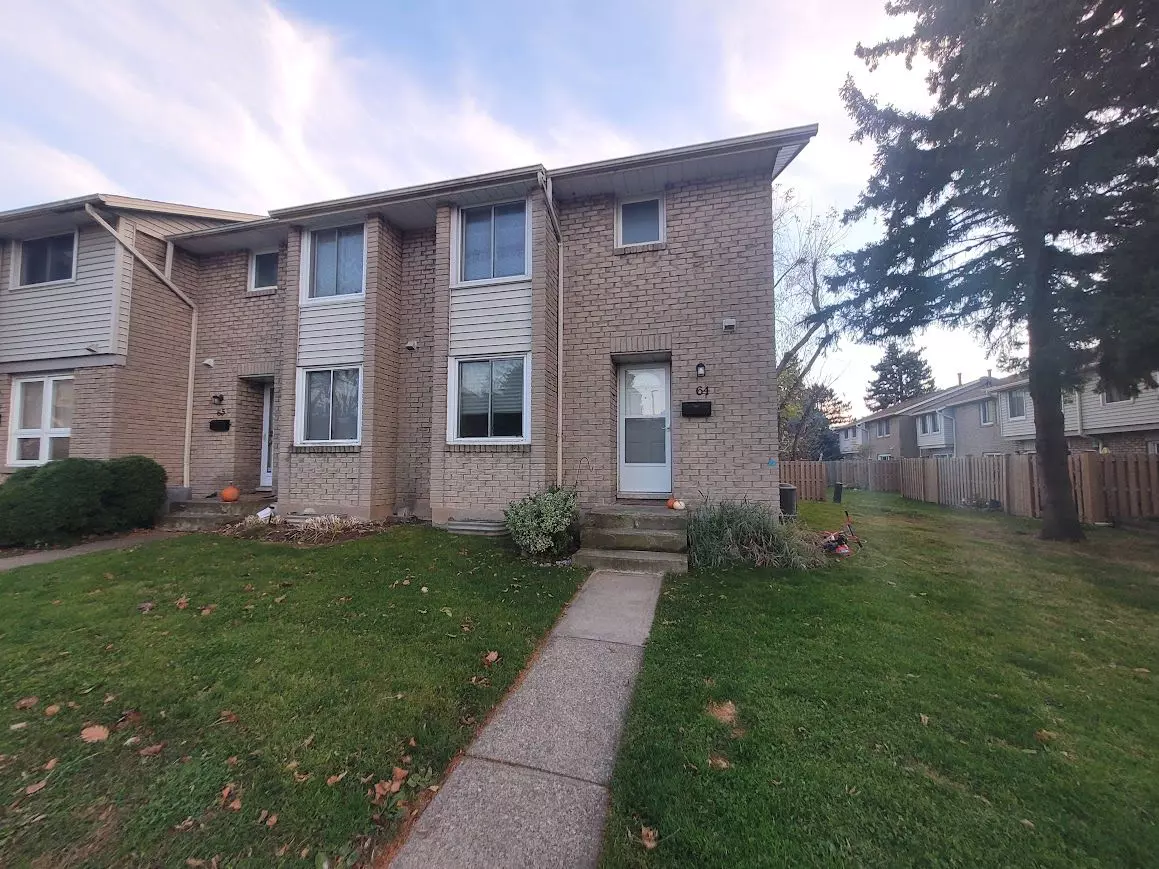 Niagara Falls, ON L2J 3W9,6767 Thorold Stone RD #64