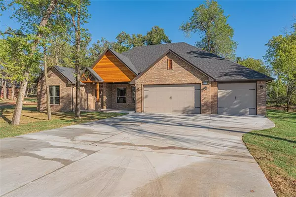 2412 Black Jack Way, Blanchard, OK 73010