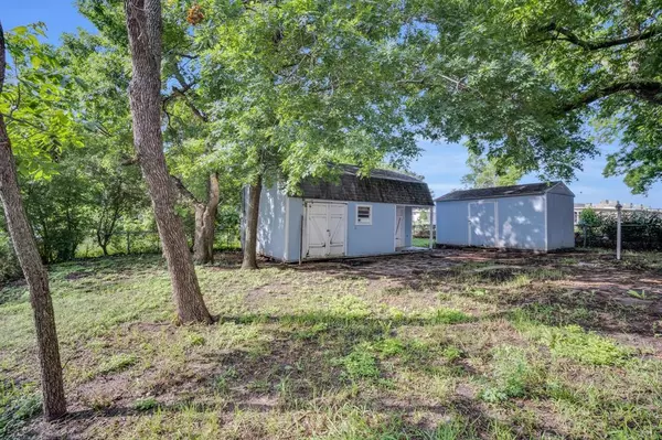 Ennis, TX 75119,1107 Bluebonnet Hill Drive