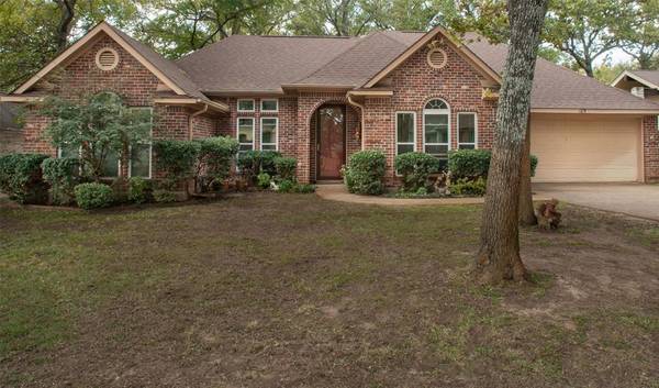 109 Southern Pine Place, Mabank, TX 75156