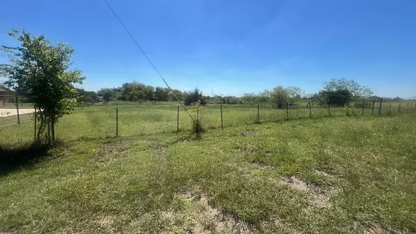 8000 Prairie Hill, Alvarado, TX 76009