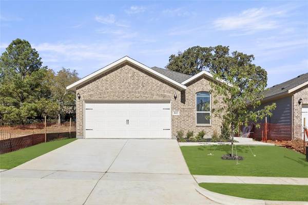 1612 Edgeway Drive, Aubrey, TX 76227