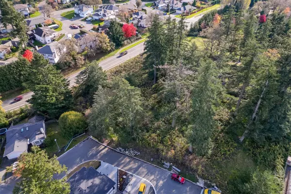 Saanich, BC V8Z 2V3,0 Helmcken Rd