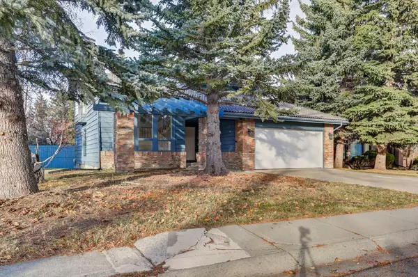 Calgary, AB T2V 4Y1,64 Oakmount WAY SW