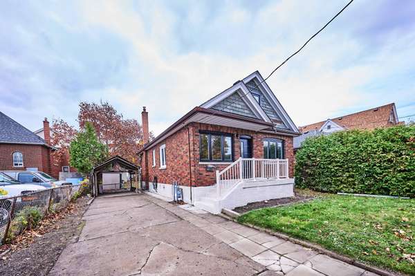 Oshawa, ON L1H 3A9,255 Graburn AVE N