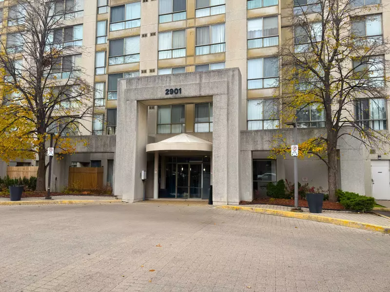 2901 Kipling AVE #505, Toronto W10, ON M9V 5E5