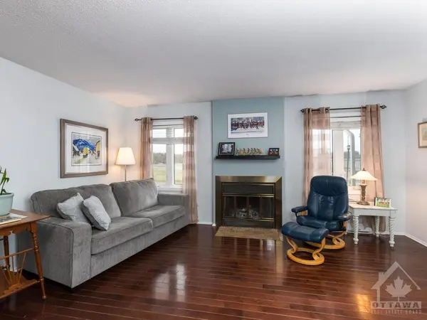 Ottawa, ON K2H 9M5,1-7 TIMBERVIEW WAY