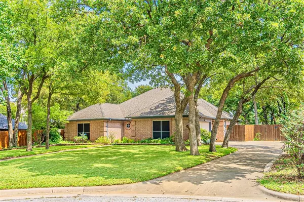 Arlington, TX 76001,6905 Hunter Cove Drive