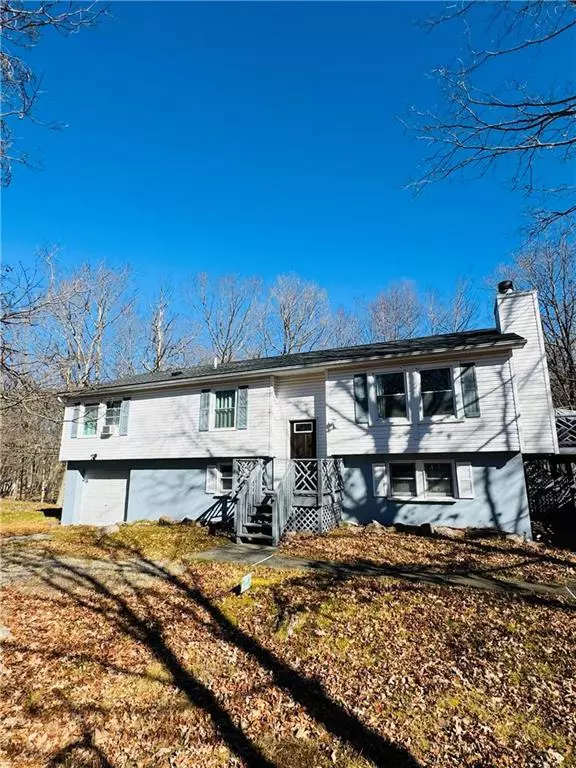 105 Fawn Lane, Tunkhannock Township, PA 18210