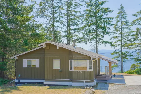 Pender Island, BC V0N 2M0,3703 Rope Rd