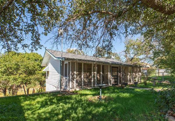 7044 Tipperary Road,  Brownwood,  TX 76801