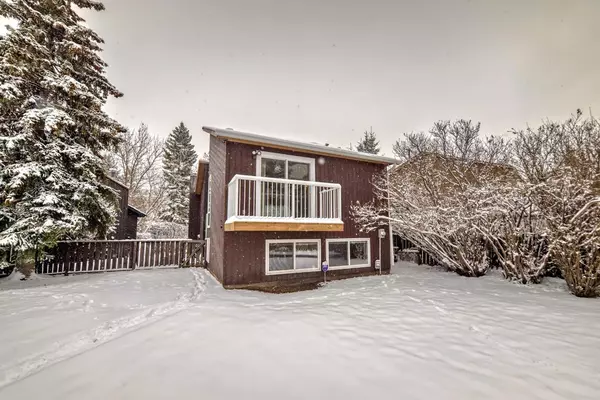 35 Templegreen PL NE, Calgary, AB T1Y 4Z2