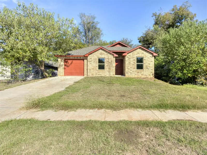 314 W Illinois Avenue, Chickasha, OK 73018