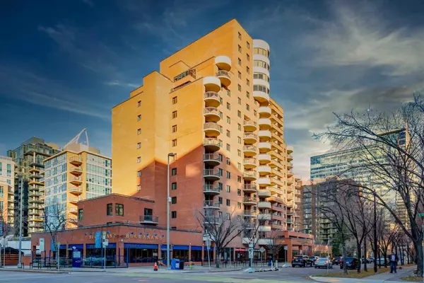 738 3 AVE Southwest #1015, Calgary, AB T2P 0G7