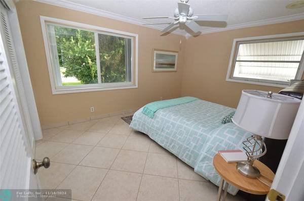 Pompano Beach, FL 33064,240 NW 24TH CT