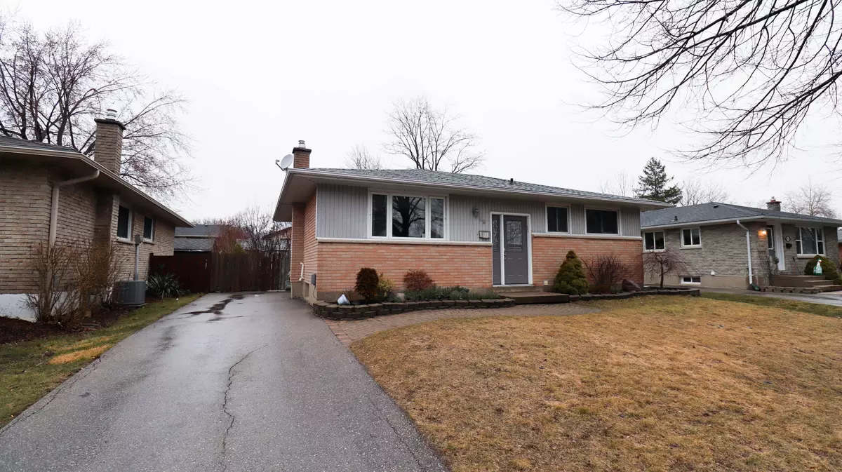 London, ON N6E 2A2,89 Alayne CRES