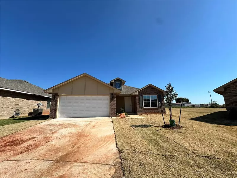 9216 Quapaw Creek Trail, Oklahoma City, OK 73160