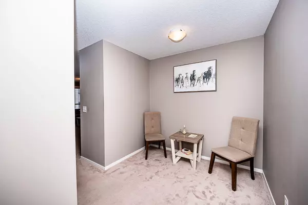 Calgary, AB T3N 1T3,4641 128 AVE NE #2420