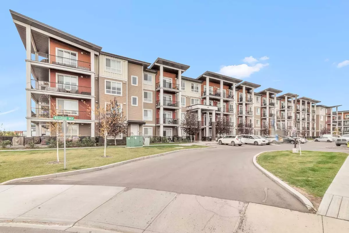 Calgary, AB T2X 5A2,40 Walgrove WALK SE #113