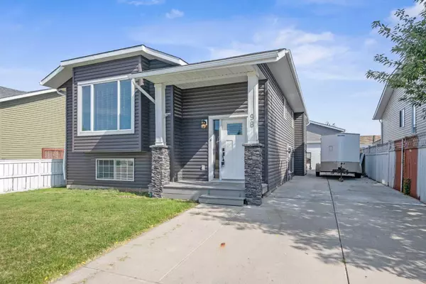 98 Elizabeth WAY SE,  Airdrie,  AB T4B 2H6