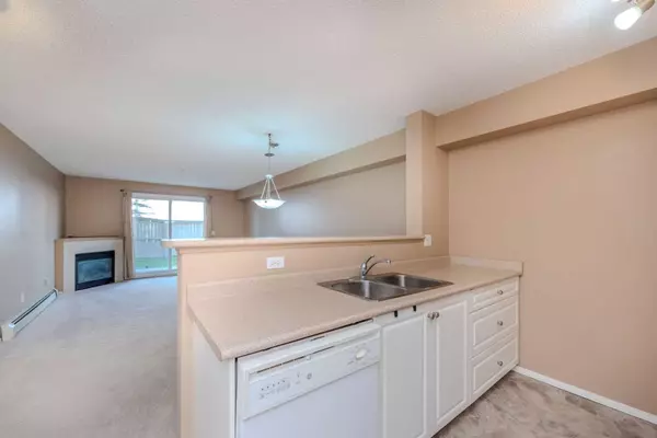 Calgary, AB T2Z 4M5,4975 130 AVE SE #4111