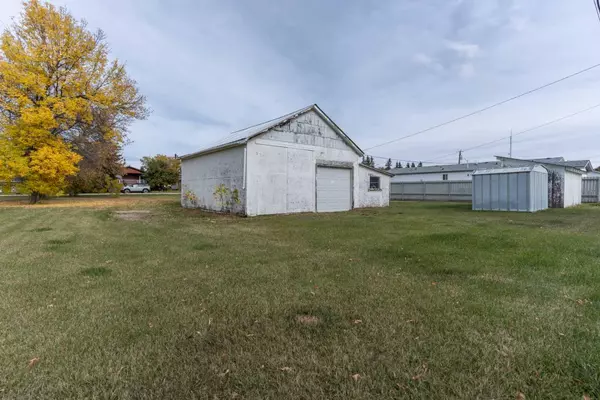 Ferintosh, AB T0B 1M0,113 McLeod ST