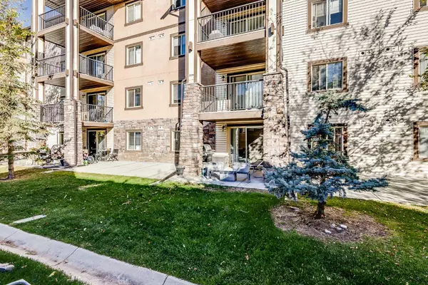 60 Panatella ST NW #2120, Calgary, AB T3K 0M2