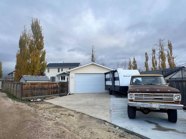 Slave Lake, AB T0G2A3,628 13 ST Southeast