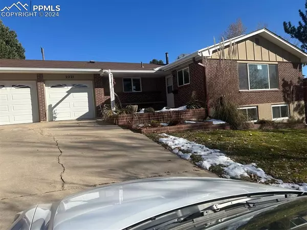 Colorado Springs, CO 80909,2221 Monteagle ST