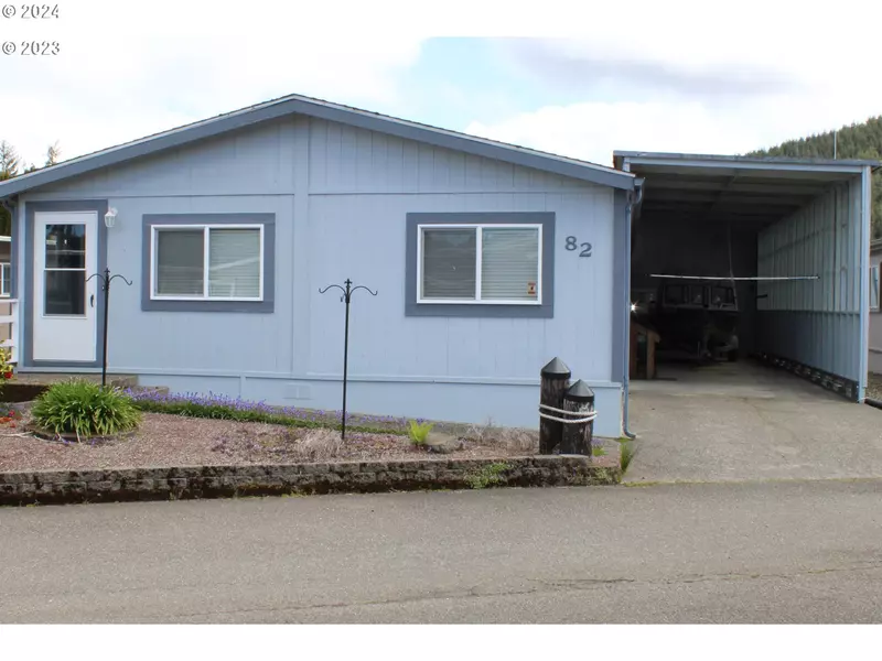 100 RIVER BEND RD, Reedsport, OR 97467