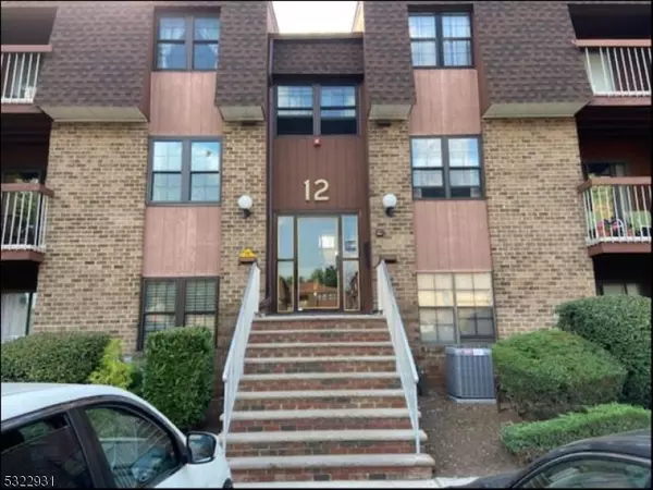 142C Overlook Ct #142C, Woodbridge Twp., NJ 07095