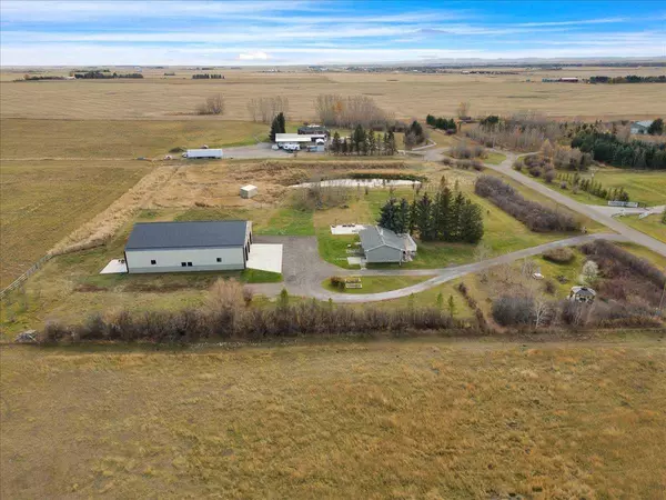 Rural Foothills County, AB T1V 1N3,466092 120 ST E