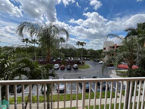 7725 Yardley Dr  #313, Fort Lauderdale, FL 33321