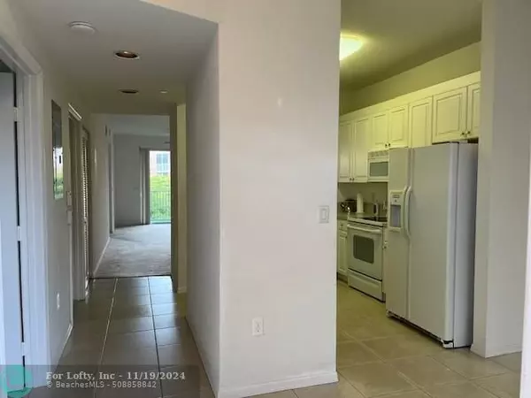 Fort Lauderdale, FL 33321,7725 Yardley Dr  #313