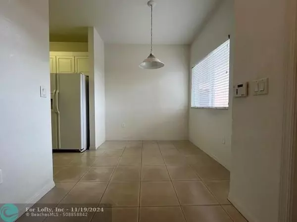 Fort Lauderdale, FL 33321,7725 Yardley Dr  #313