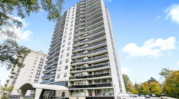 Oakville, ON M8Y 1W9,30 Speers RD #1607