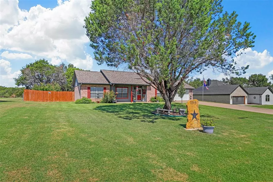 1010 Bandera Trail, Granbury, TX 76048