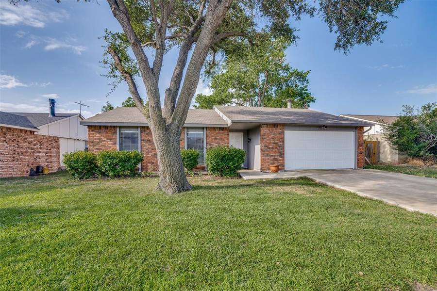 5324 Yager Drive, The Colony, TX 75056