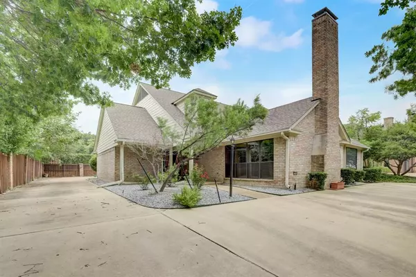 Dallas, TX 75225,7006 Woodland Drive