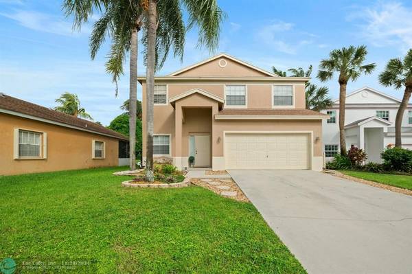 6317 Lansdowne Cir, Boynton Beach, FL 33472