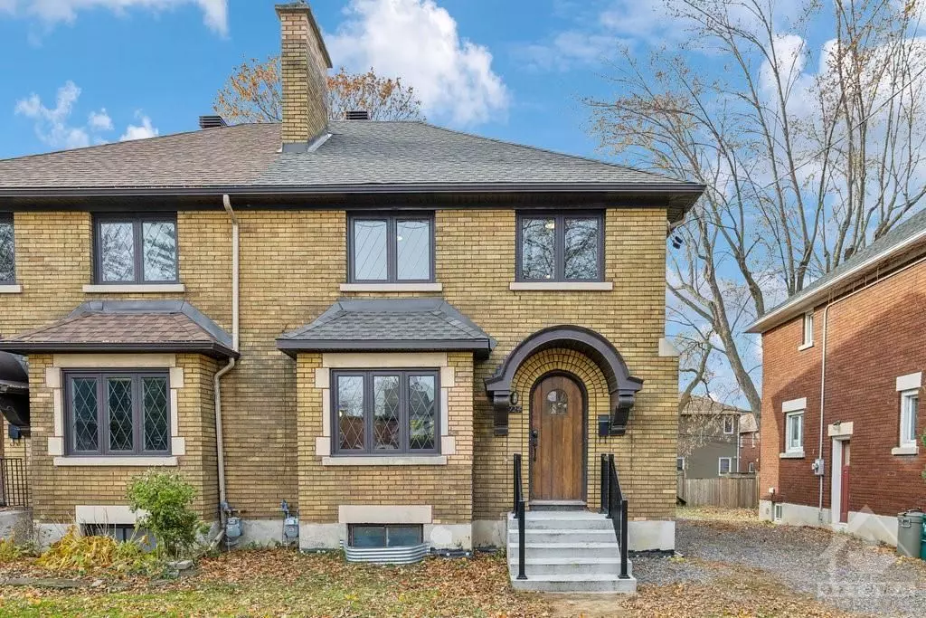 Lower Town - Sandy Hill, ON K1N 8A7,124 BLACKBURN AVE