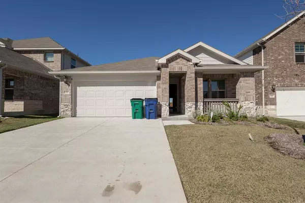 2287 Cliff Springs Drive, Forney, TX 75126