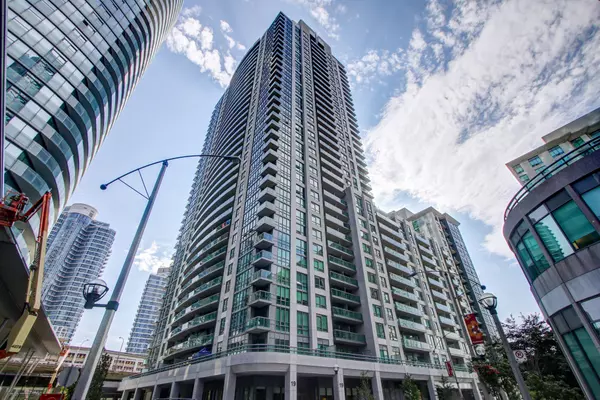 19 Grand Trunk CRES #2306, Toronto C01, ON M5J 3A3