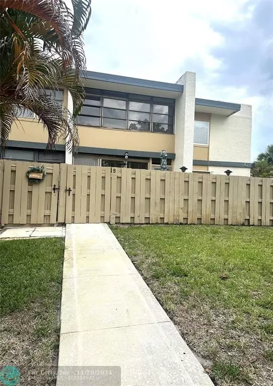 Jensen Beach, FL 34957,1500 NE 13th Ter  #G5